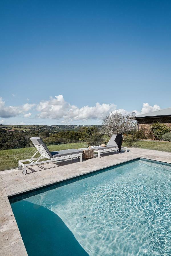 99 Acres Bangalow Retreat Exterior photo